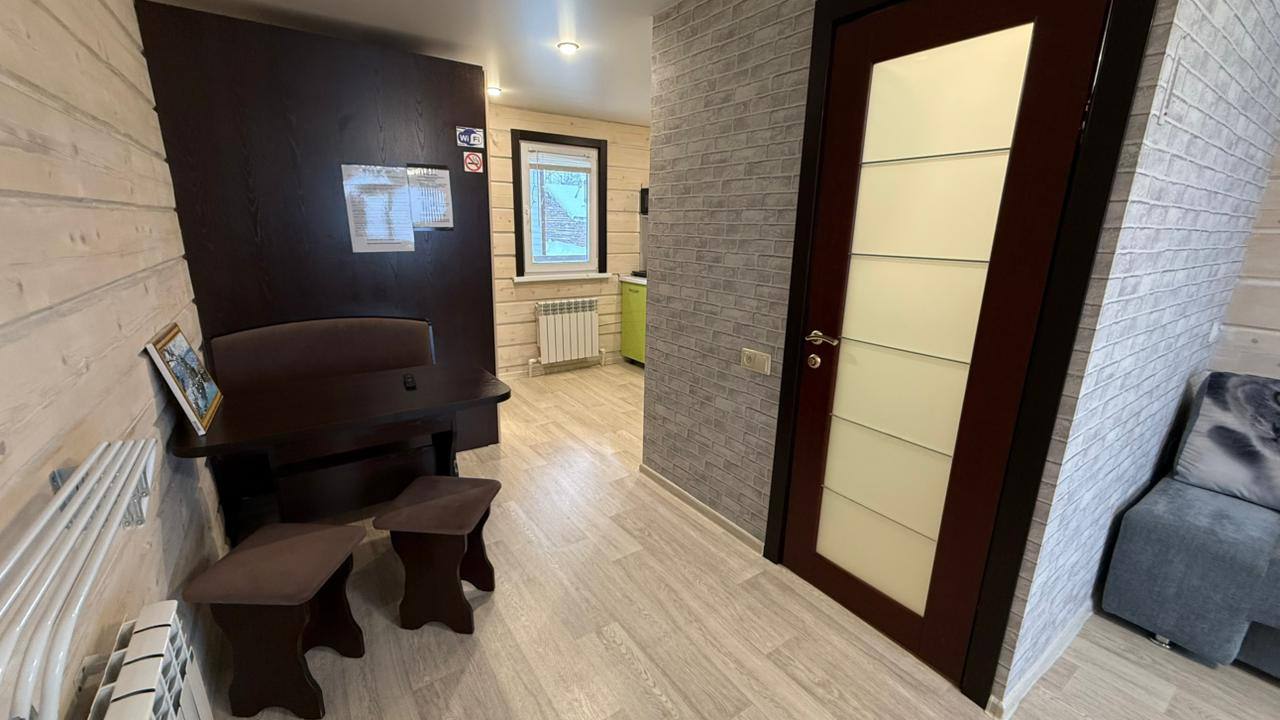 Апартаменты 30 кв.м · таунхаус Ледовая 3